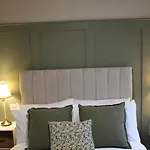 The Boutique