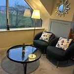 The Boutique 3*